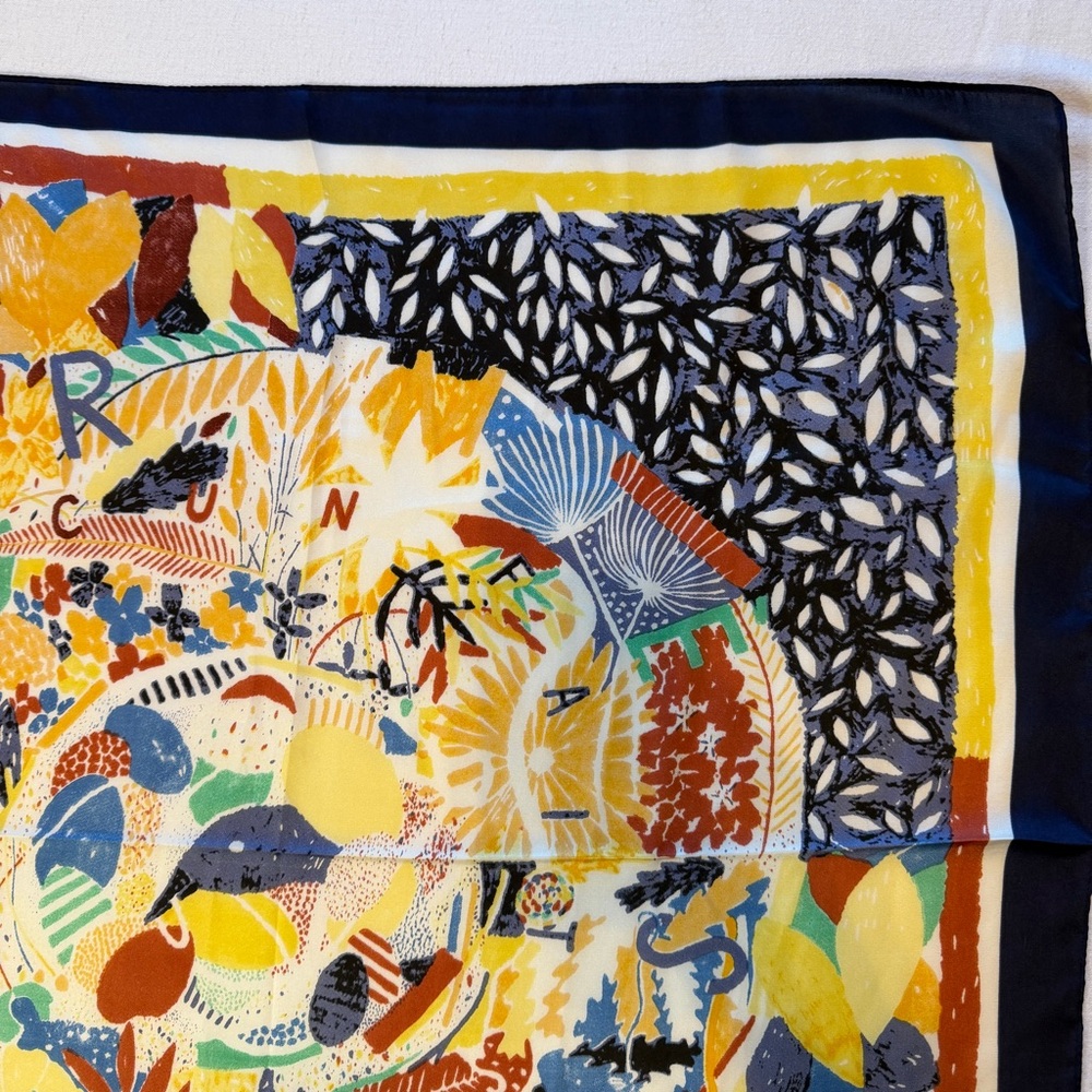 Designer Look Colorful Scarf Chacun‎ Fait Son Nid 26" X 26" Navy Multicolor - Picture 3 of 9